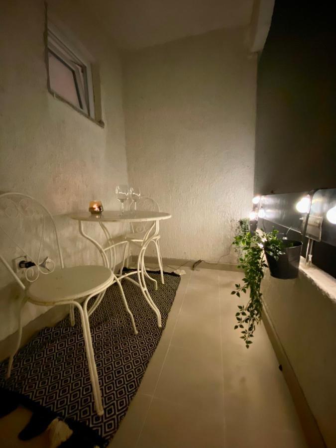 דירות קריקווניצה Modern Couples Coastal Getaway Mm מראה חיצוני תמונה