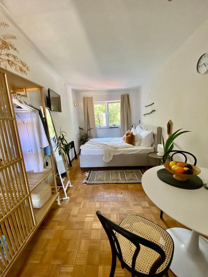 דירות קריקווניצה Modern Couples Coastal Getaway Mm מראה חיצוני תמונה